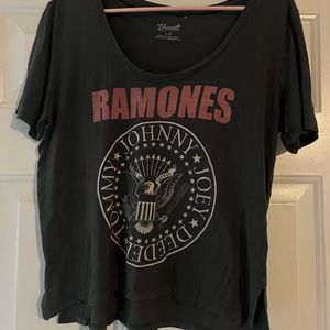 Ramones Tee